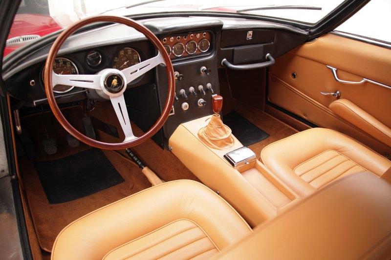 1967400GT 2 plus 2